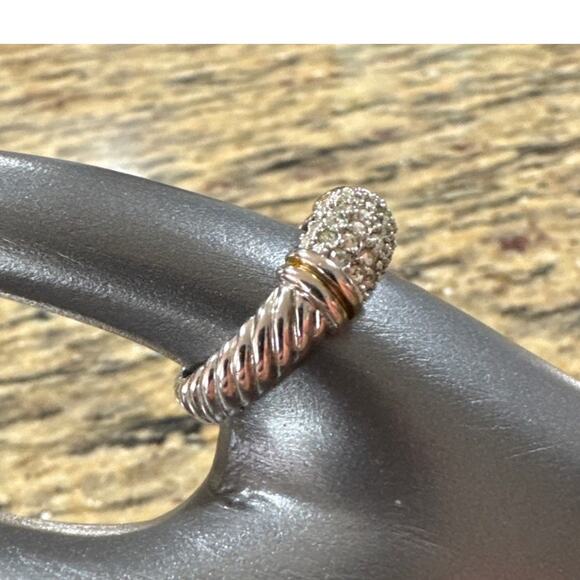 Twisted Silver Tone Ring With Pave Rhinestones Size 8 - Picture 2 of 4